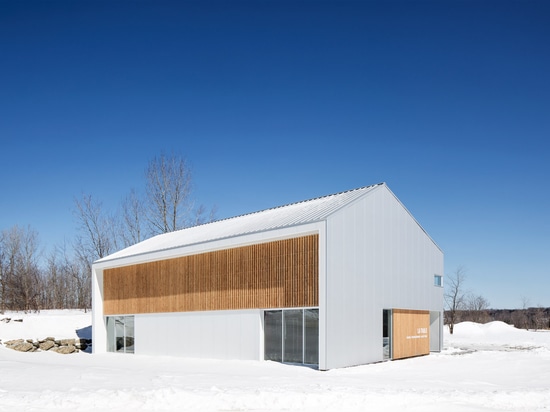 Architecture Microclimat completes Canadian fitness centre for body builders and gymnasts