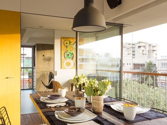 the terrace becomes a dining room