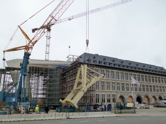 Construction well underway at zaha hadid's port house in antwerp