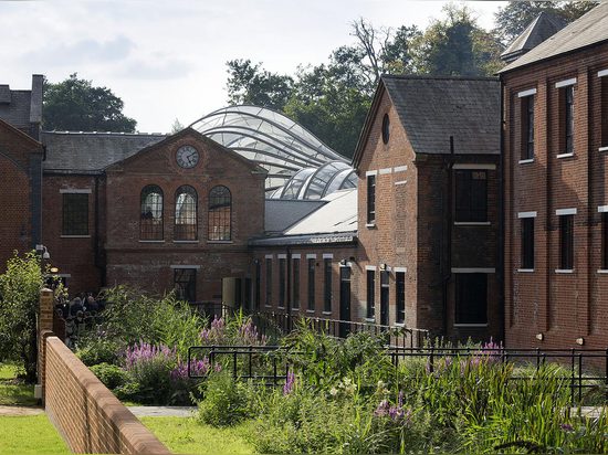 When the leading gin brand began searching for its new home, the derelict old paper mill complex in Laverstoke soon stood out as the ideal renovation project. Photography: Iwan Baan