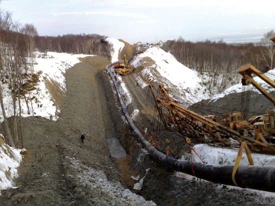 Bedding and insulation of pipelines