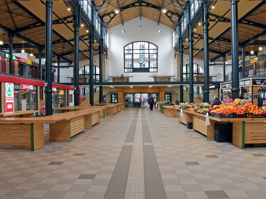 Zoltàn Kun Kunyho Epitèsziroda kft Klauzal Market Budapest, Hungary