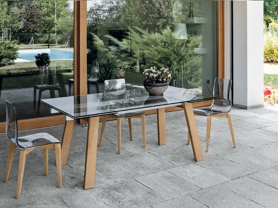 ITALIAN IDEAS: GIOVE DINING TABLE