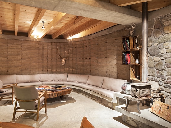 The Cave is a rammed-earth and stone villa in a Mexico wildlife conservation facility