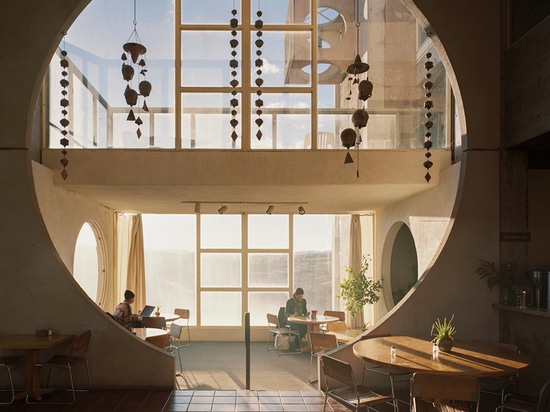 inside arcosanti: paolo soleri's experimental town in the arizona desert