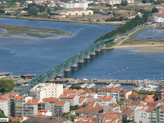 Eiffel Bridge in Viano do Castelo