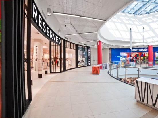 Metal ceiling / "Nowy Rynek" Shopping Center / Jelenia Góra