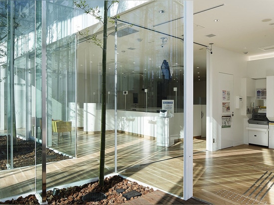 Looking across the courtyard to the reception area