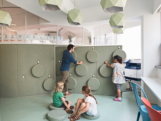 daniel valle architects remodels DSSI's classrooms in seoul