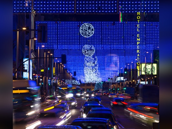 Madrid installs moon-themed Christmas lights