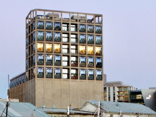 Heatherwick Studio updates 90-year-old grain silo in South Africa with pillowed glass windows