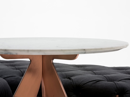 Coffee table Circus #BertoLive with white marble top from Carrara and copper steel legs