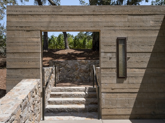 walker warner sites quintessa pavilions in napa valley for winetasting