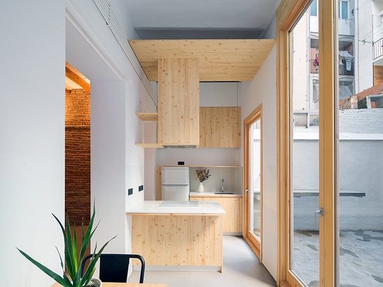 LoCa studio renovates home in barcelona, maximizing quality of space and comfort