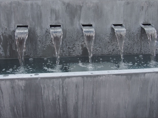 Titan - zinc Fountain