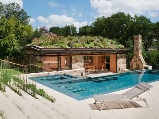 This Poolhouse In Texas Is Covered With A Lush Green Roof