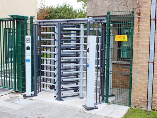 Double turnstiles and access control system