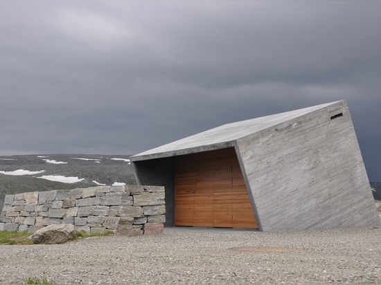 The Cube-Shaped Flotane is a Solar-Powered Rest Stop For Hikers in Norway