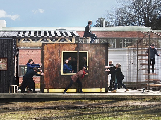 Low-cost, rolling Friggatto House transforms into two separate buildings