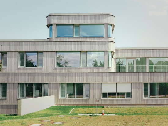 5 / 39  In 2015, the fourth extension of the building has just been completed with another version of the original façade. (Photo: Lena Giovanazzi, 2015)