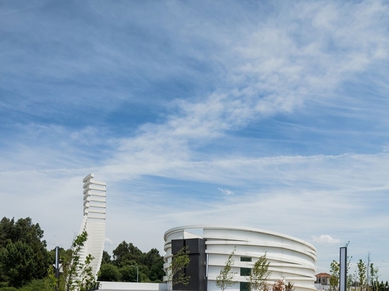 The Sculptural Symbolism of the New Church of Santiago de Antas