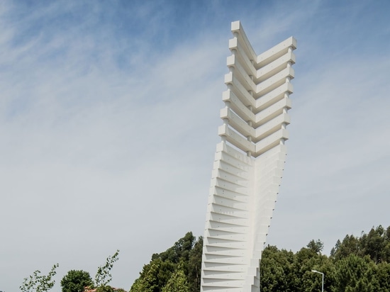 The Sculptural Symbolism of the New Church of Santiago de Antas