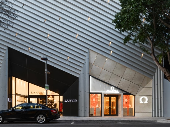 Aranda\Lasch creates pleated concrete facade for Tom Ford flagship Miami store