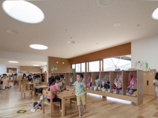 Greenery-infused nursery school in Japan brings children closer to nature