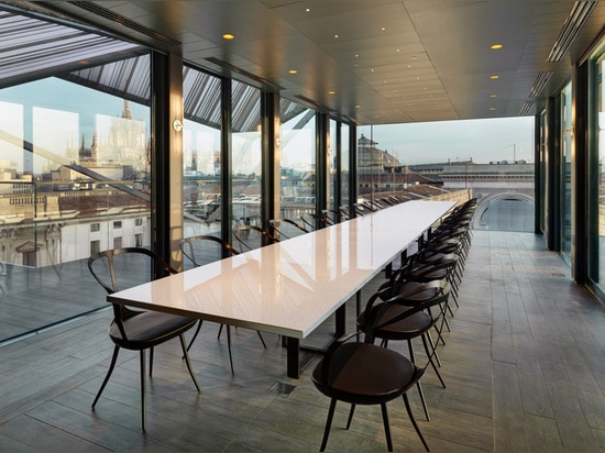 the eating area is arranged around one single table