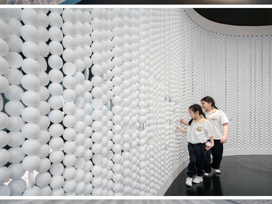 Designers Used Suspended Strings Of Balls For The Walls Of This Playground