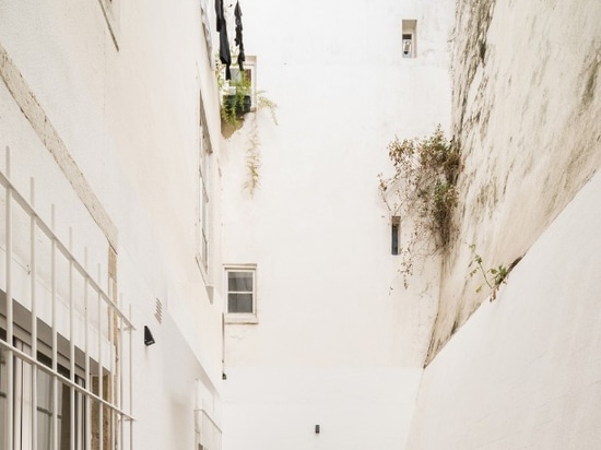 An apartment in Lisbon between past and present