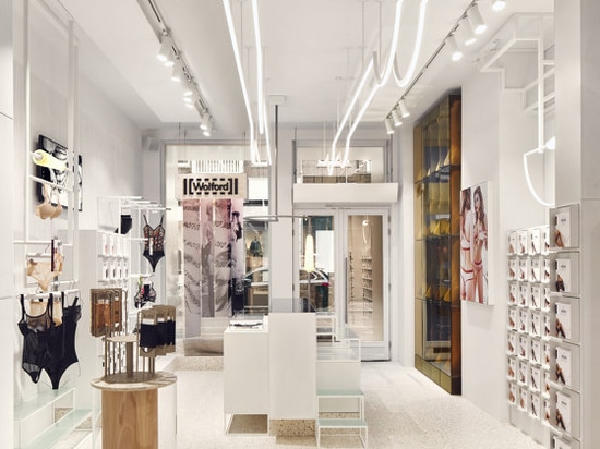 WOLFORD AMSTERDAM FLAGSHIP STORE