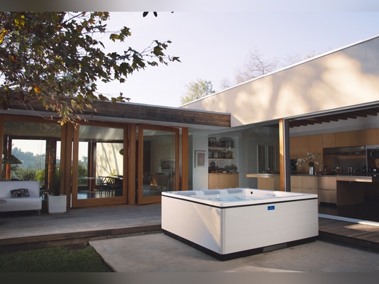 iF Design Awards 2015 – Outdoor whirlpool Just Silence from Villeroy & Boch awarded prize