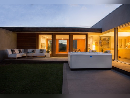 iF Design Awards 2015 – Outdoor whirlpool Just Silence from Villeroy & Boch awarded prize