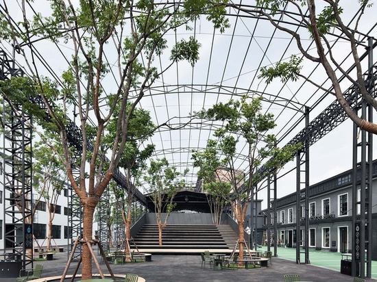 Shanghai Museum of Glass Park / Coordination Asia