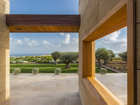 Villa Malta: a project inspired by the view of the horizon over the sea