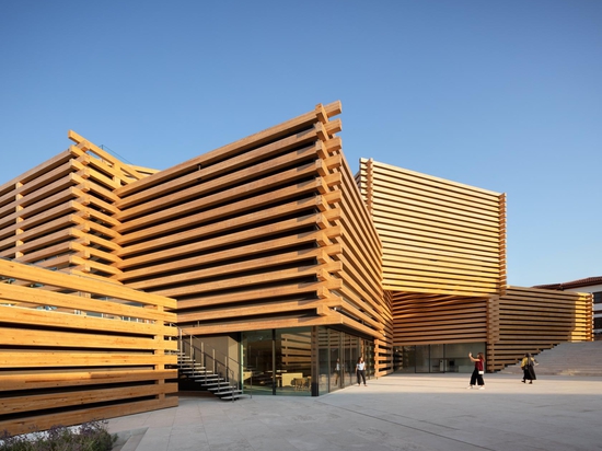 Kengo Kuma and Associates’ OMM throws open its doors in Turkey