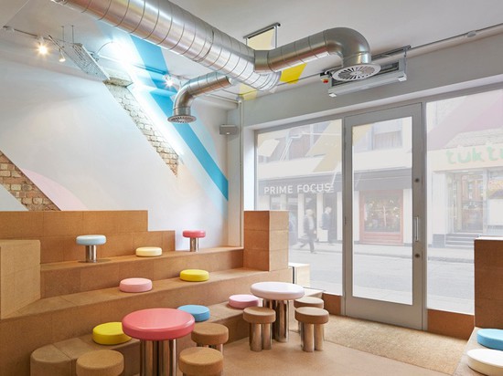 A Tea Room Designed To Emphasize The Social Aspects Of Drinking Tea