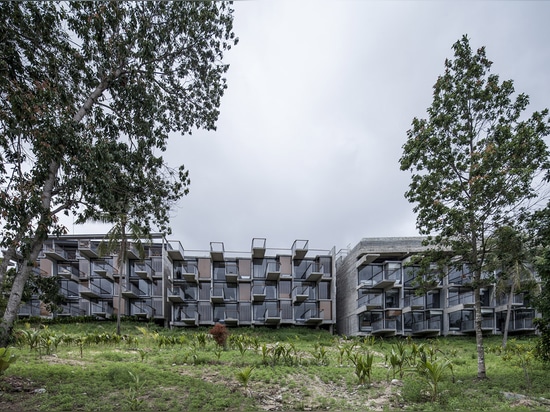 Patchara+ Ornnicha Architecture Designs Hotel With Super Elongated Balconies On A Serene Hillside