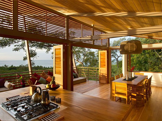 An Architect Designed Holiday House That Overlooks The Costa Rican Jungle