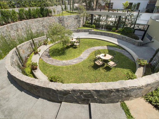 A Former Cockfighting Arena Has Been Converted Into A Lovely Garden