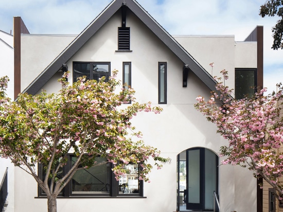 John Lum Architecture reimagines charming San Francisco home with modern extension