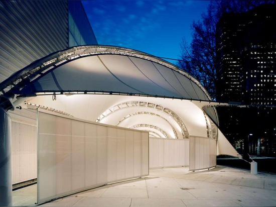 United Nations Porte Cochere