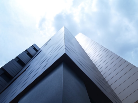 Ceramic ventilated facade in a residential complex "Camino de la Plata"