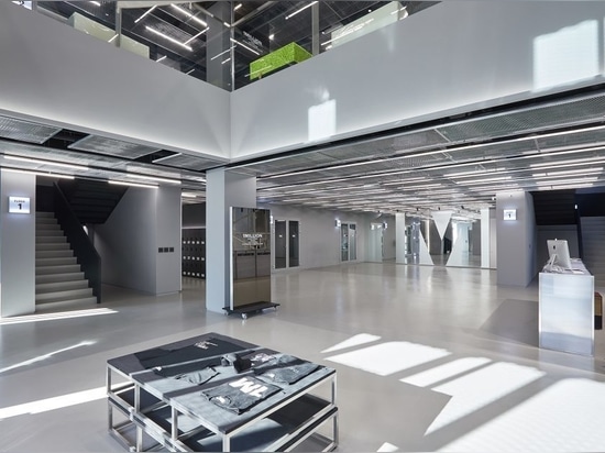 1MILLION Dance Studio, Designed to Host Street Dance and Academic Styles