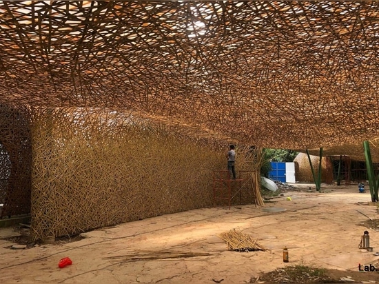 Light bamboo architecture introduces the magic of an open-air theatre in China