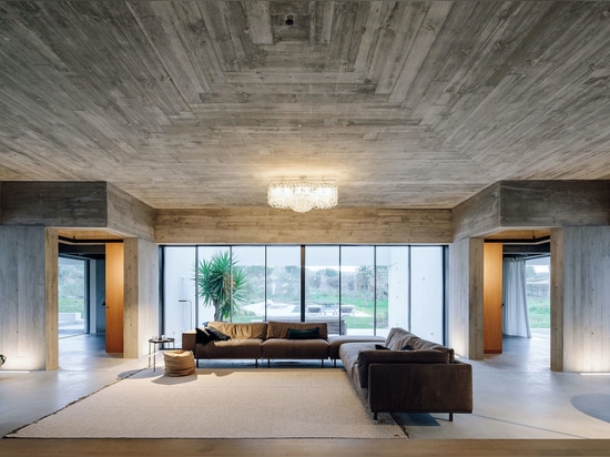 Casa Meco: Concrete Geometry In A Holiday Home