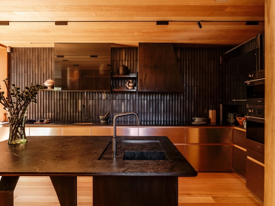 Architect John Wardle renovates his own house in Australia