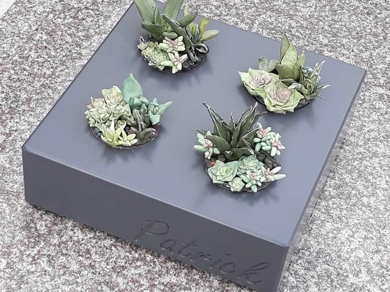 Durable and personalized flower pots to decorate graves