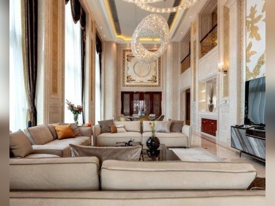 GRANDIOSE CRYSTAL CHANDELIER CLUSTER IN A LUXURY INTERIOR